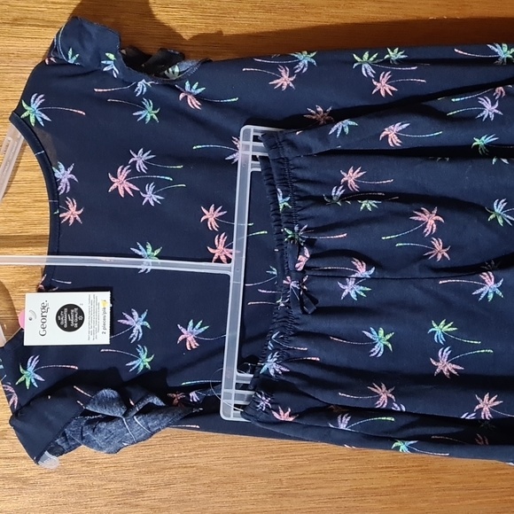 Girls Shirt & Short Set - XL (14-16) - Picture 2 of 3